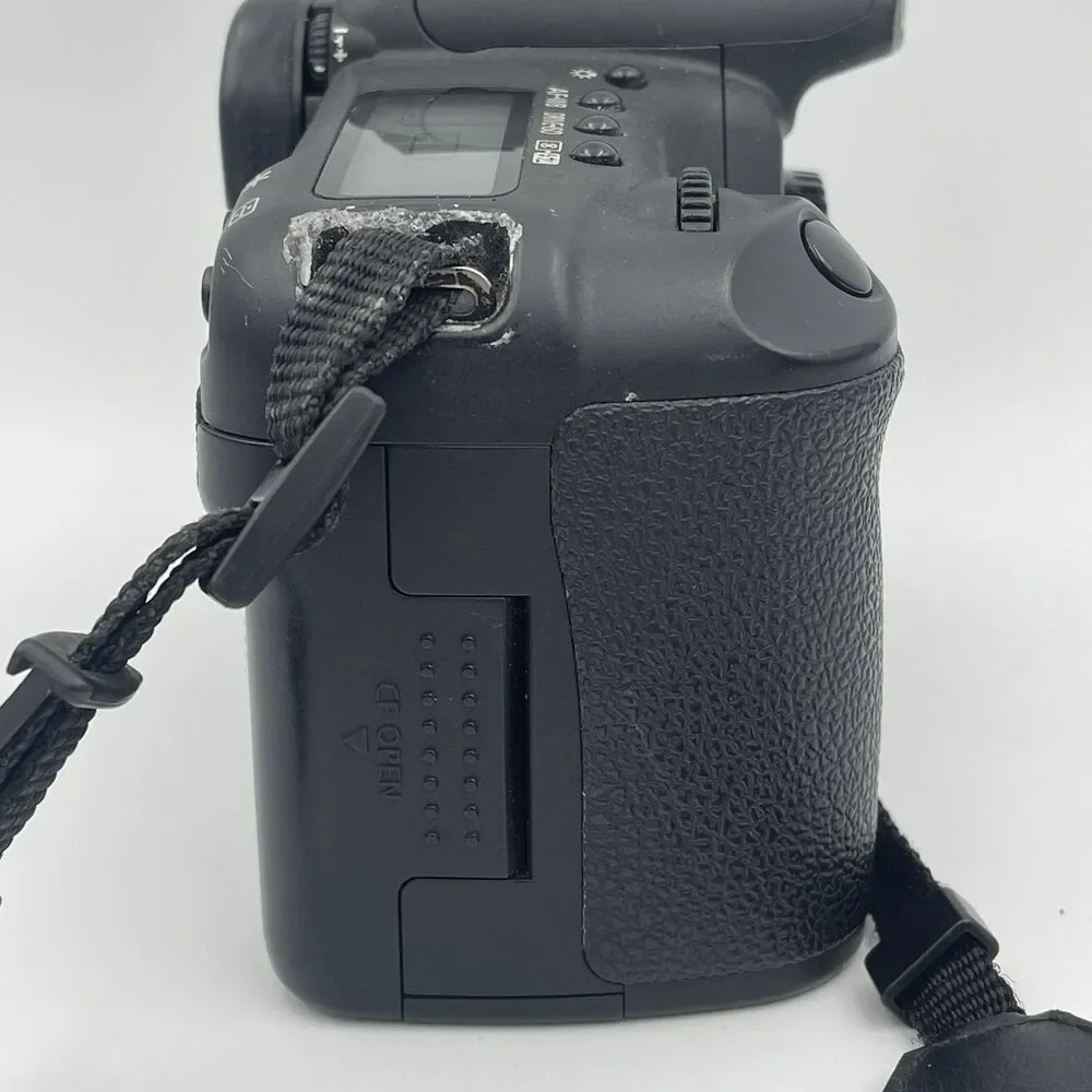 Canon EOS 20D DS126061 Digital Camera Body Only- As Is Not Tested Parts / Repair
